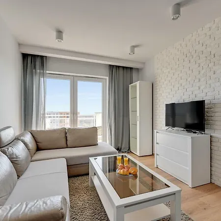 Beautiful Seaside View - 4 Oceans Premium Apartment Danzig
