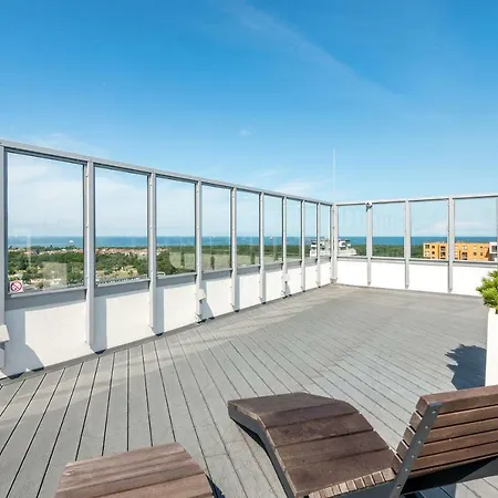 Apartment Beautiful Seaside View - 4 Oceans Premium