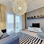 Beautiful Seaside View - 4 Oceans Premium Lägenhet *