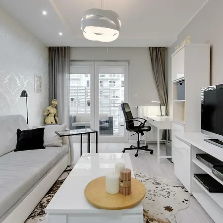 Beautiful Seaside View - 4 Oceans Premium