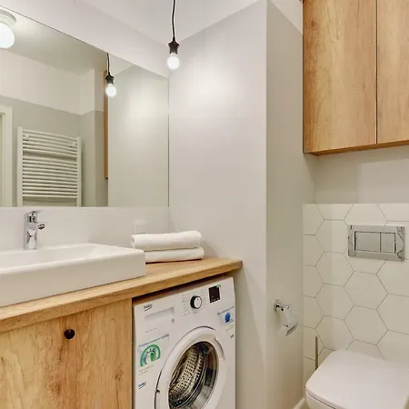 Apartment Beautiful Seaside View - 4 Oceans Premium Danzig