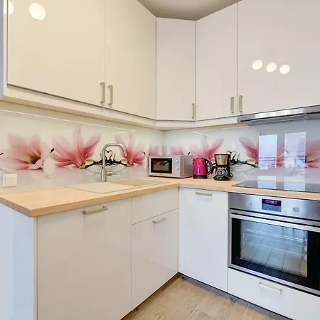 Apartment Beautiful Seaside View - 4 Oceans Premium Danzig