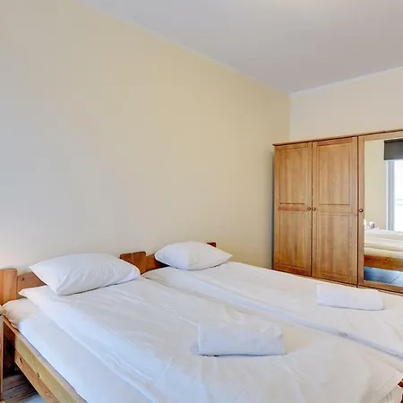 Beautiful Seaside View - 4 Oceans Premium *