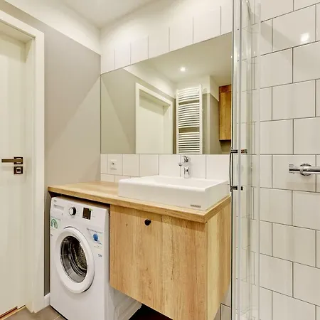 Beautiful Seaside View - 4 Oceans Premium * Danzig