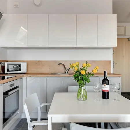 Apartment Beautiful Seaside View - 4 Oceans Premium Gdansk