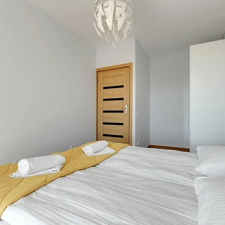 Beautiful Seaside View - 4 Oceans Premium