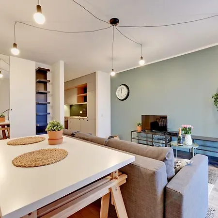 Beautiful Seaside View - 4 Oceans Premium Apartamento *