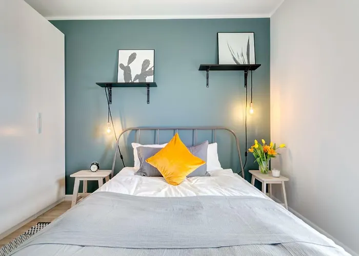 Daire Beautiful Seaside View - 4 Oceans Premium *