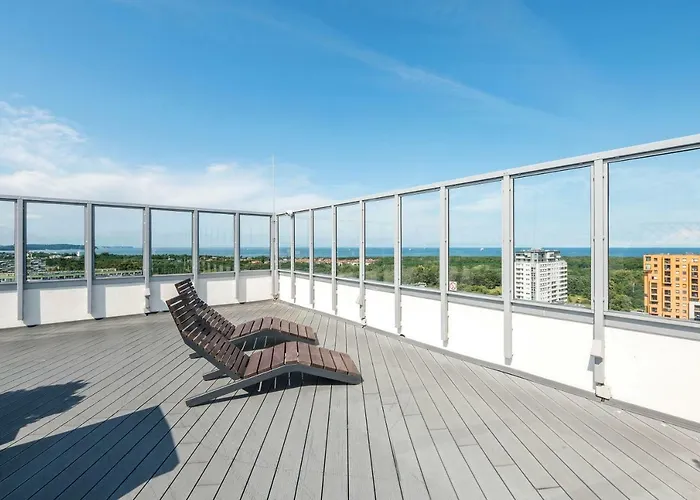 Beautiful Seaside View - 4 Oceans Premium *