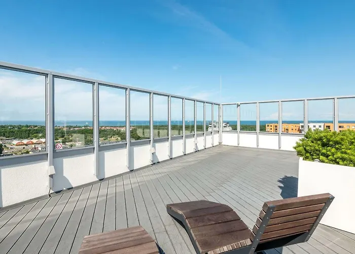 Daire Beautiful Seaside View - 4 Oceans Premium