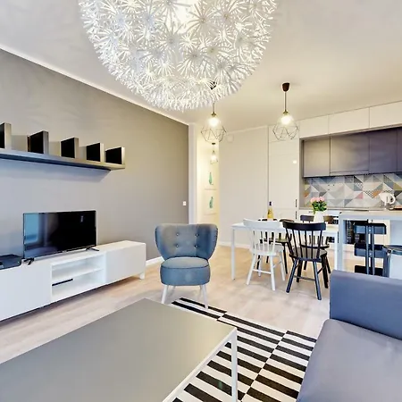 Beautiful Seaside View - 4 Oceans Premium