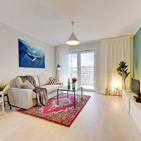 Beautiful Seaside View - 4 Oceans Premium * غدانسك